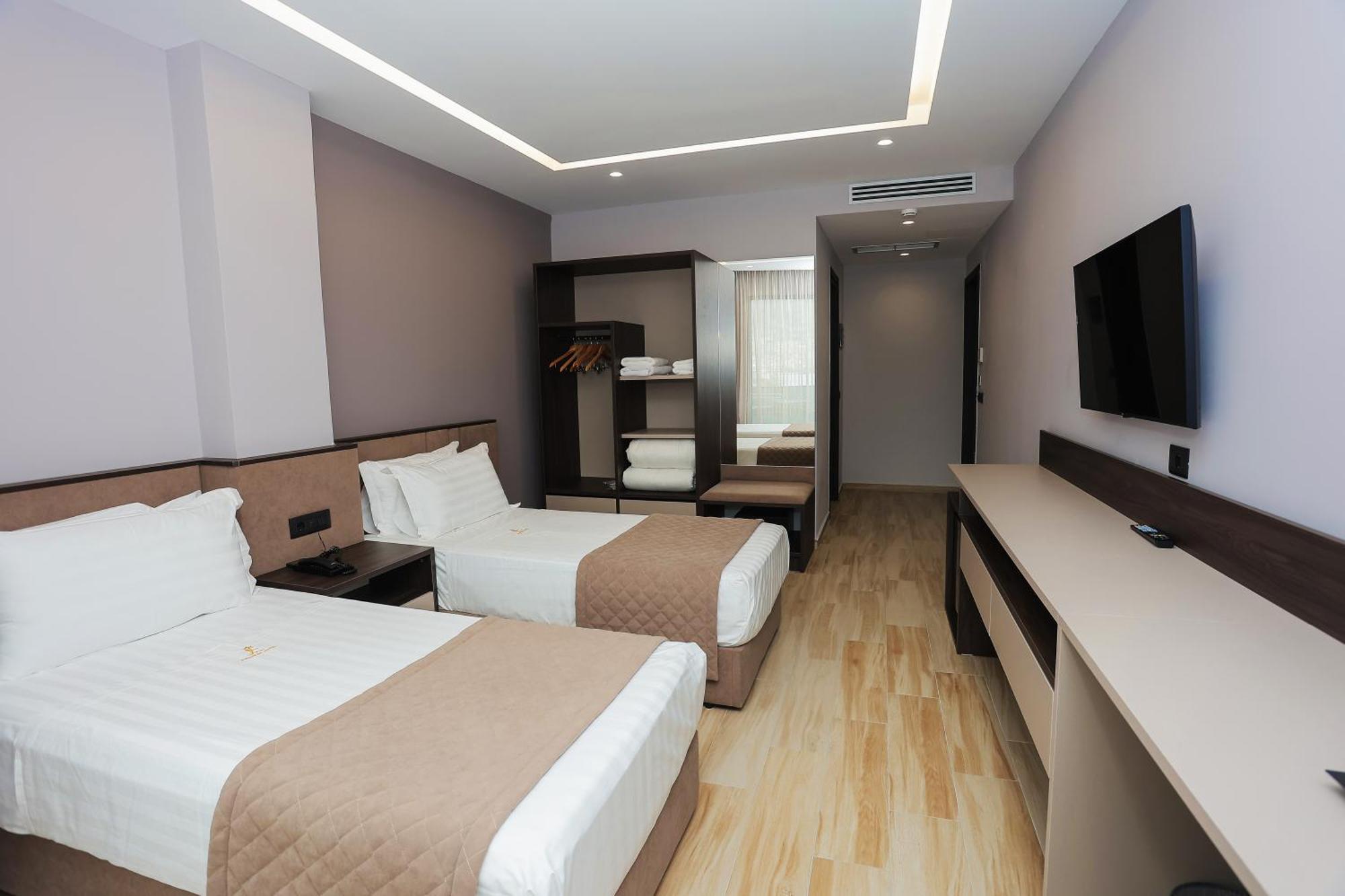 Joelle Premium Hotel Sarande Ngoại thất bức ảnh