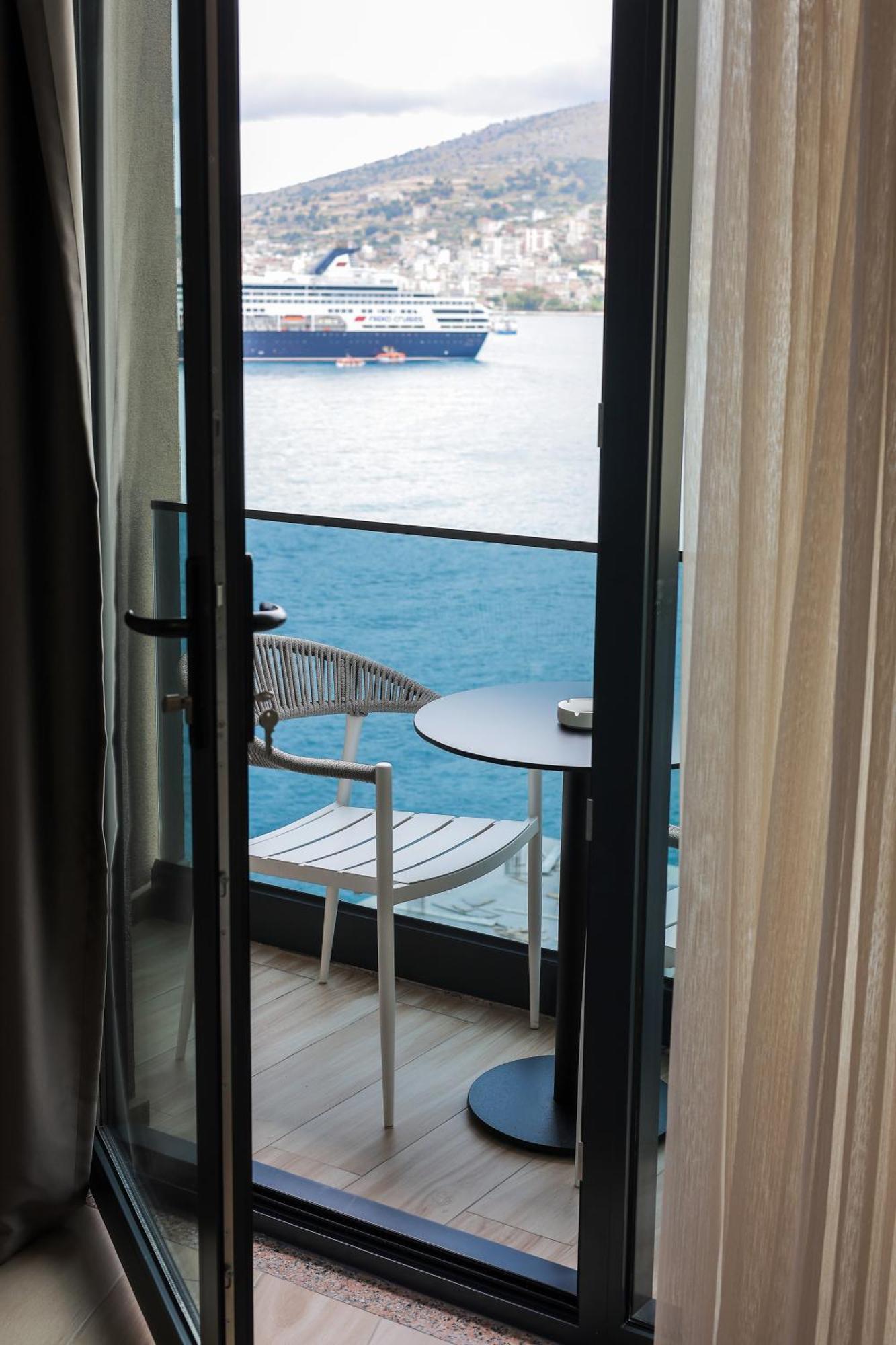 Joelle Premium Hotel Sarande Ngoại thất bức ảnh