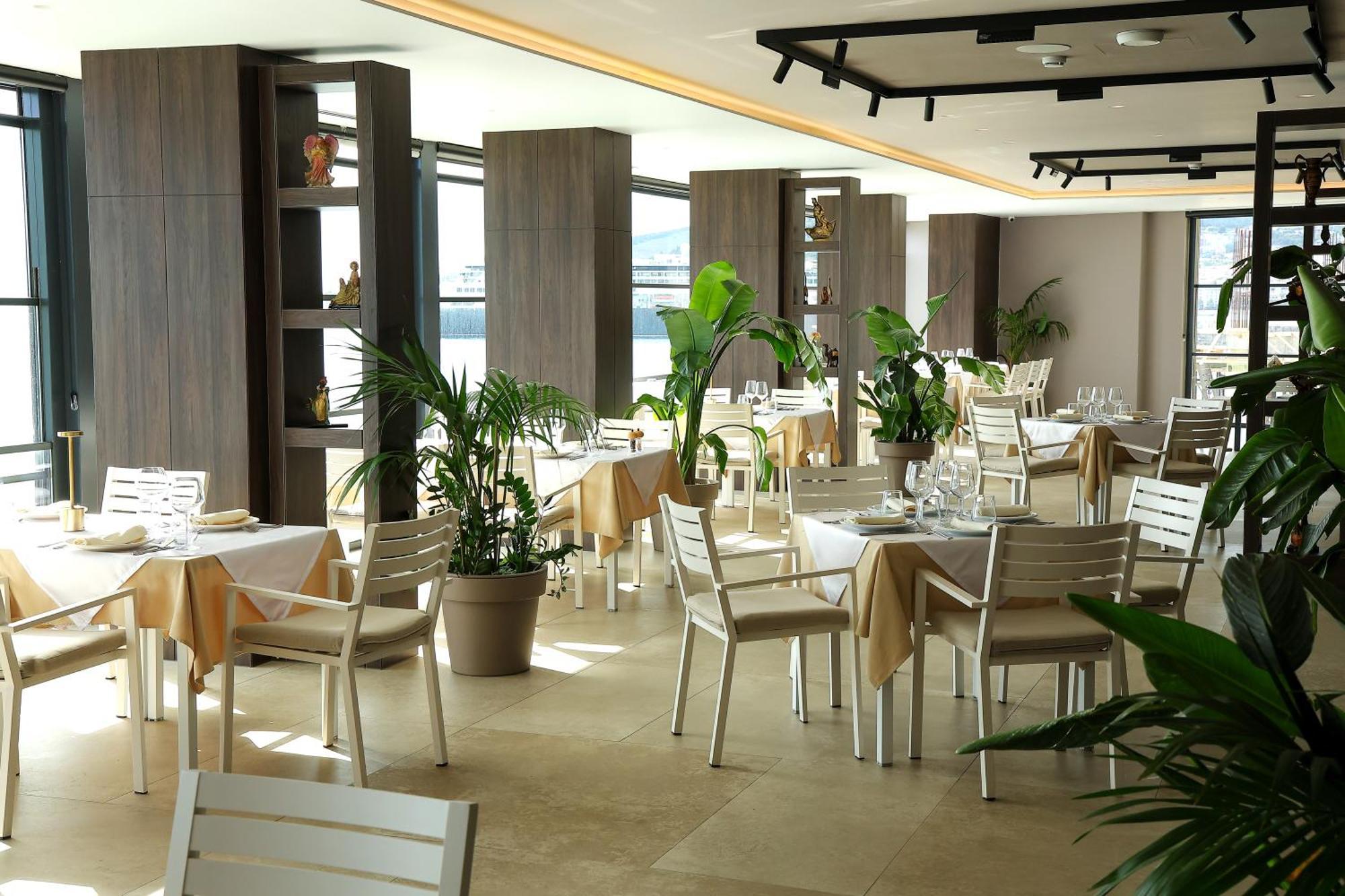 Joelle Premium Hotel Sarande Ngoại thất bức ảnh